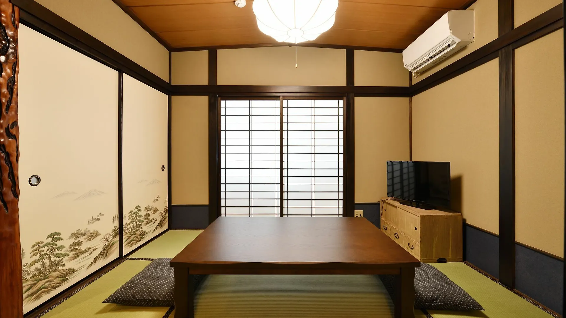 Kyoto Tachibanaya Gion Rokuhara Hotel Japan