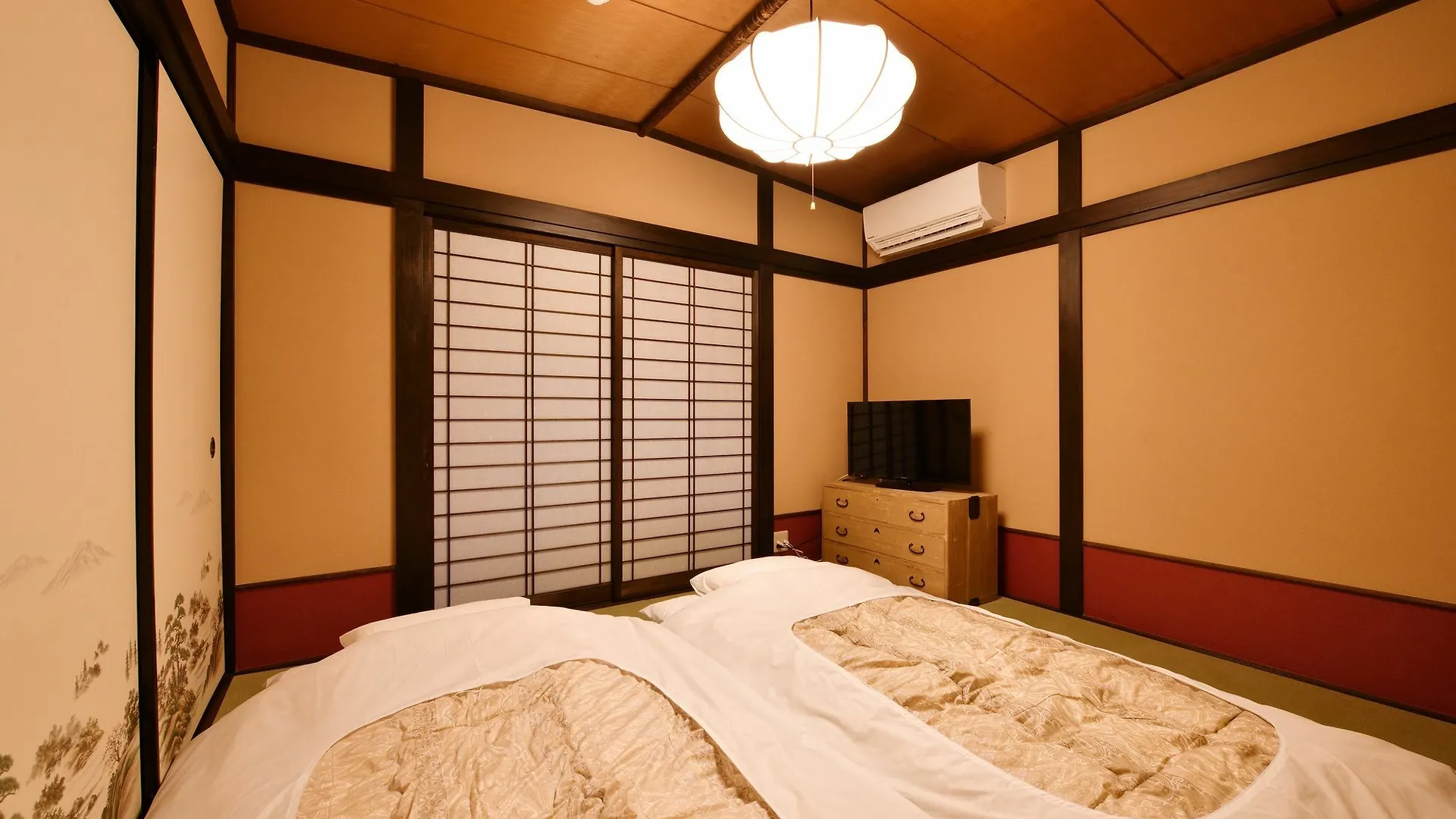 Kyoto Tachibanaya Gion Rokuhara Hotel 3*,  Japan